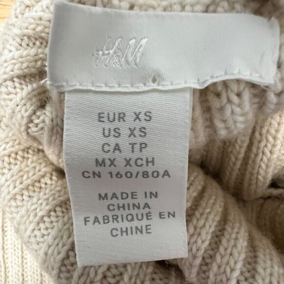 H&M Womens Long Sleeve Cream Ribbed Turtleneck Sweater Vented Sides XS - Picture 8 of 9